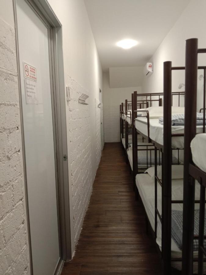 Ostello Sydney Backpackers Jonker Street Melaka Esterno foto