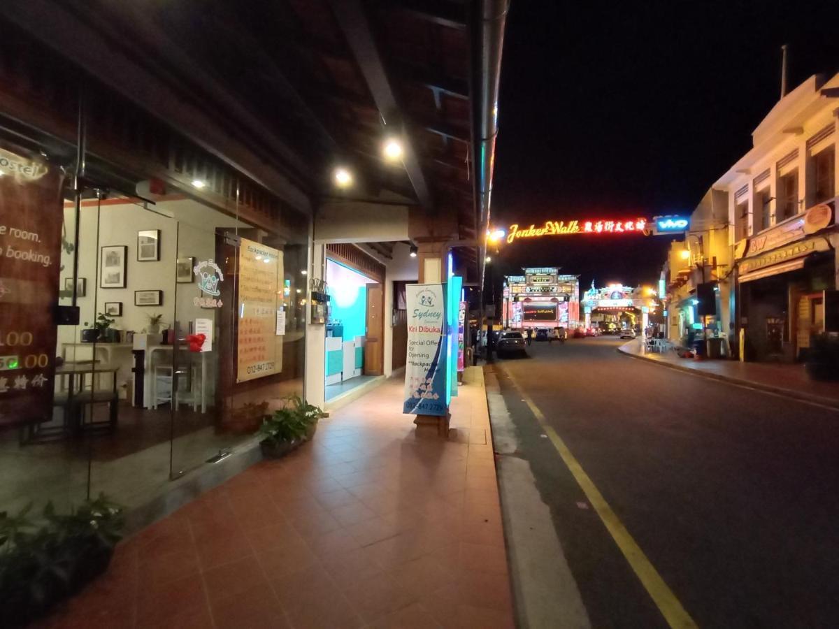 Ostello Sydney Backpackers Jonker Street Melaka Esterno foto